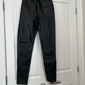 Wilfred Free Daria Leather Leggings